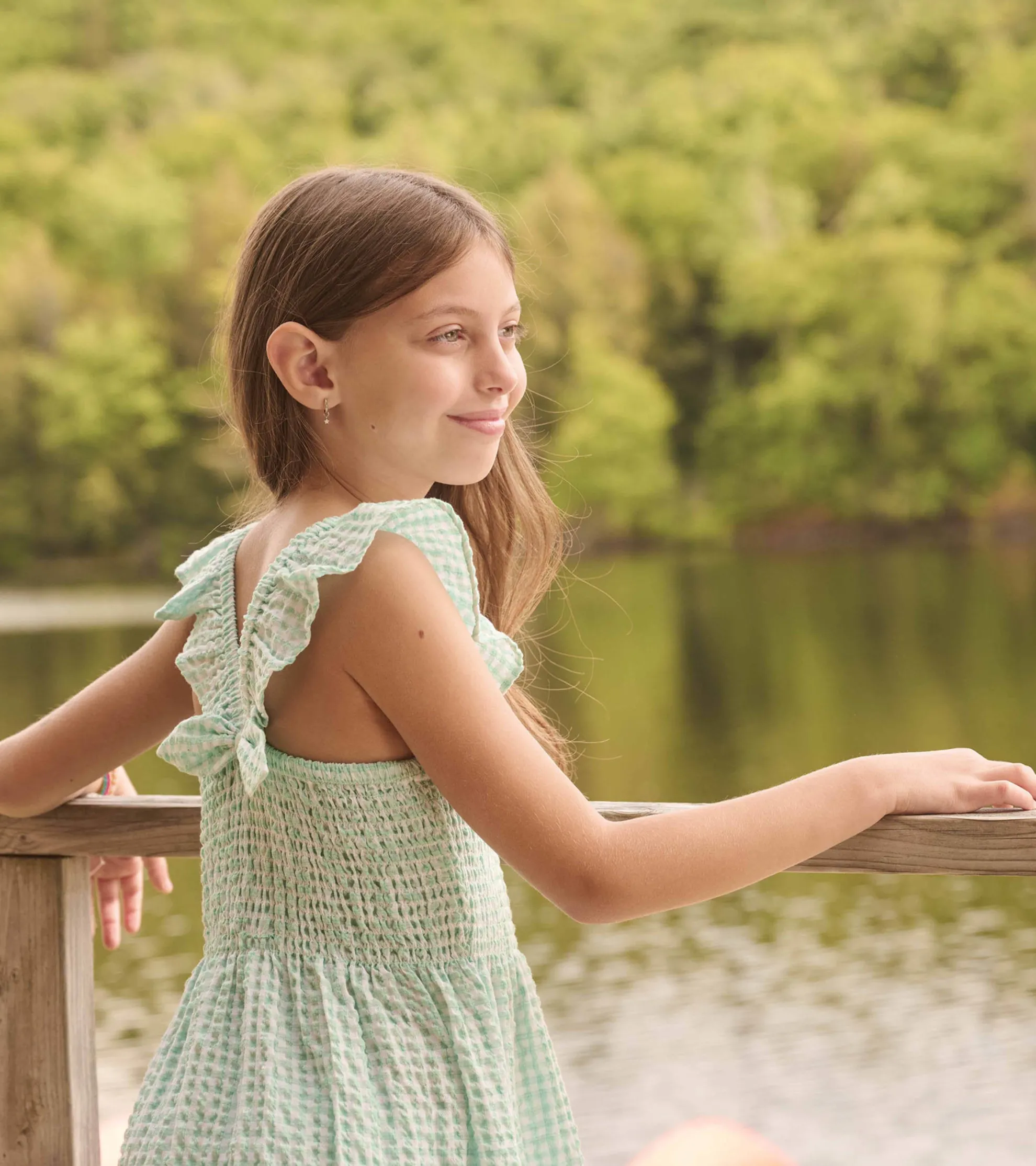 Discount Girls Gingham Seersucker Smocked Dress Dresses